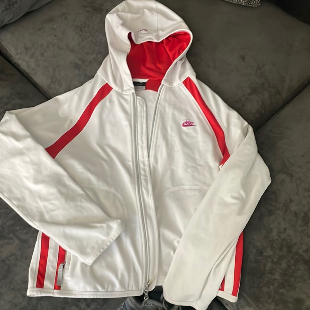 Women nike red and white jacket